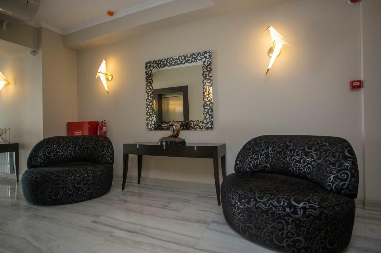 Downtown Hotel Batum Dış mekan fotoğraf