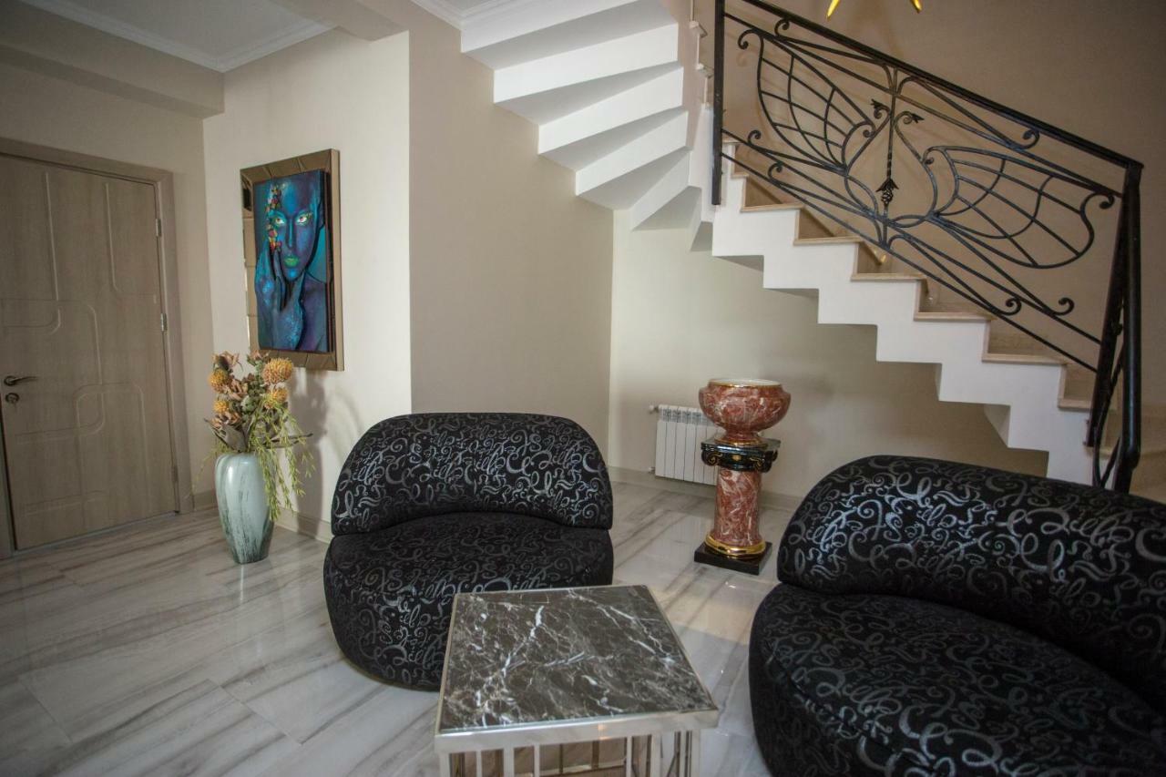 Downtown Hotel Batum Dış mekan fotoğraf