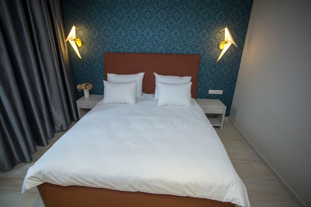 Downtown Hotel Batum Dış mekan fotoğraf