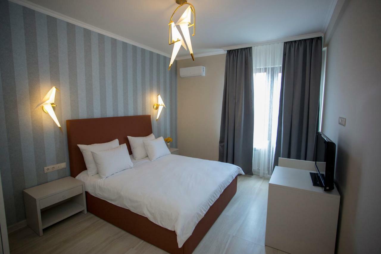 Downtown Hotel Batum Dış mekan fotoğraf